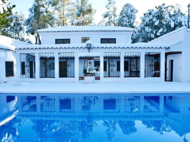 6 soveværelse Villa til salg i Albacete by med swimmingpool - € 730.000 (Ref: 9542470)