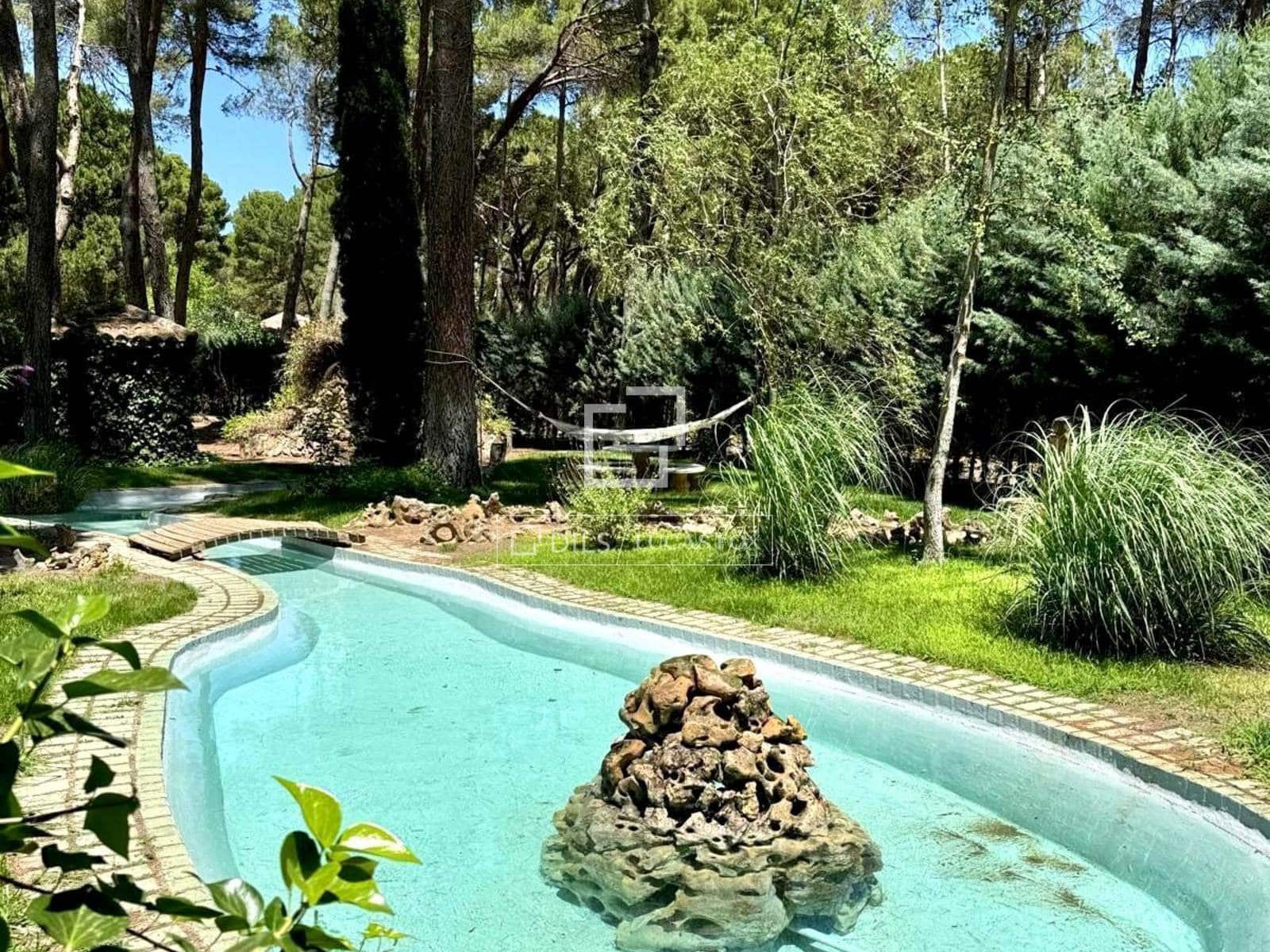 6 soveværelse Villa til salg i Albacete by med swimmingpool - € 730.000 (Ref: 9542470)