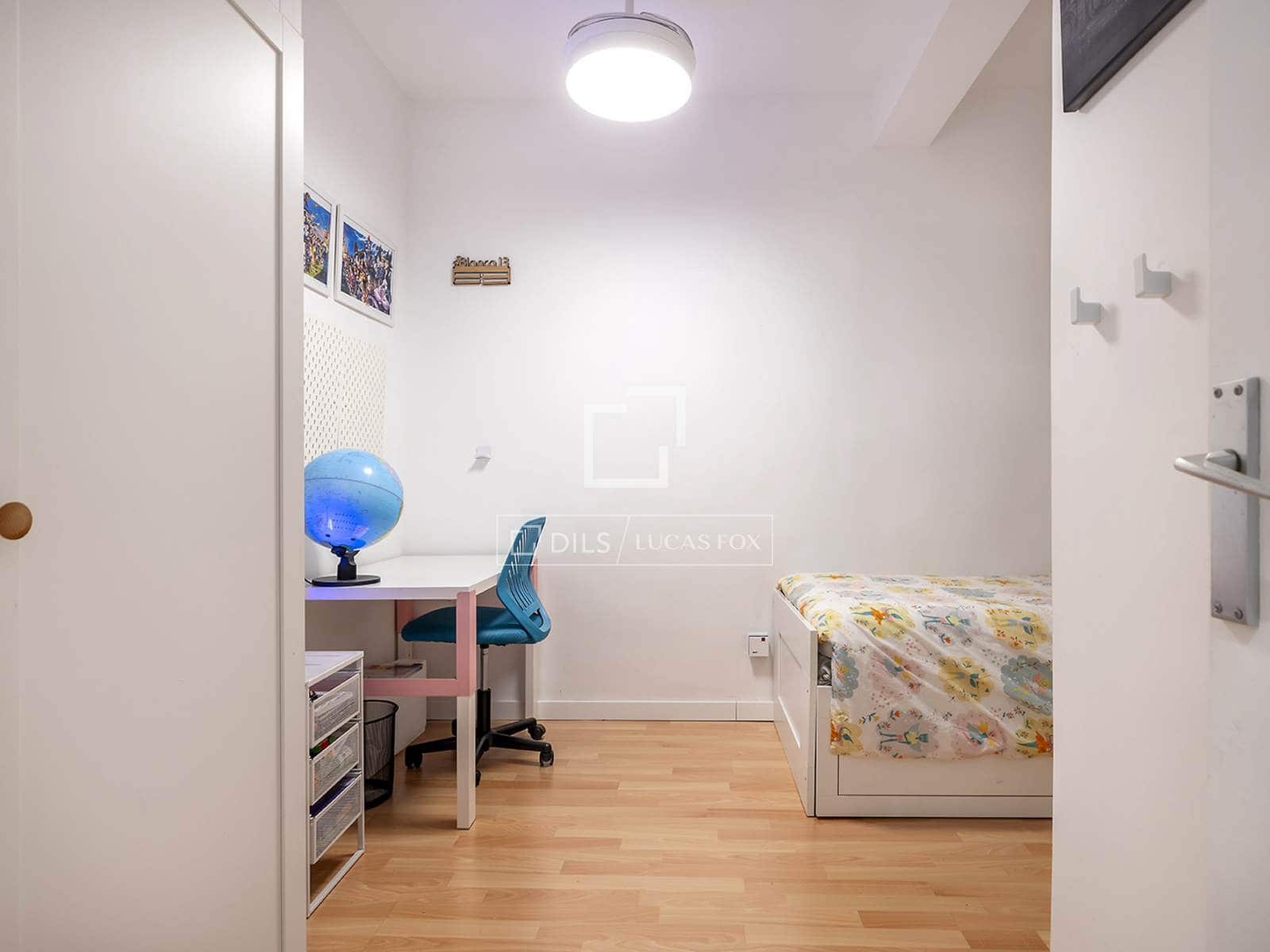 3 makuuhuone Huoneisto myytävänä paikassa Barcelona kaupunki mukana 
autotalli - 620 000 € (Ref: 9542472)