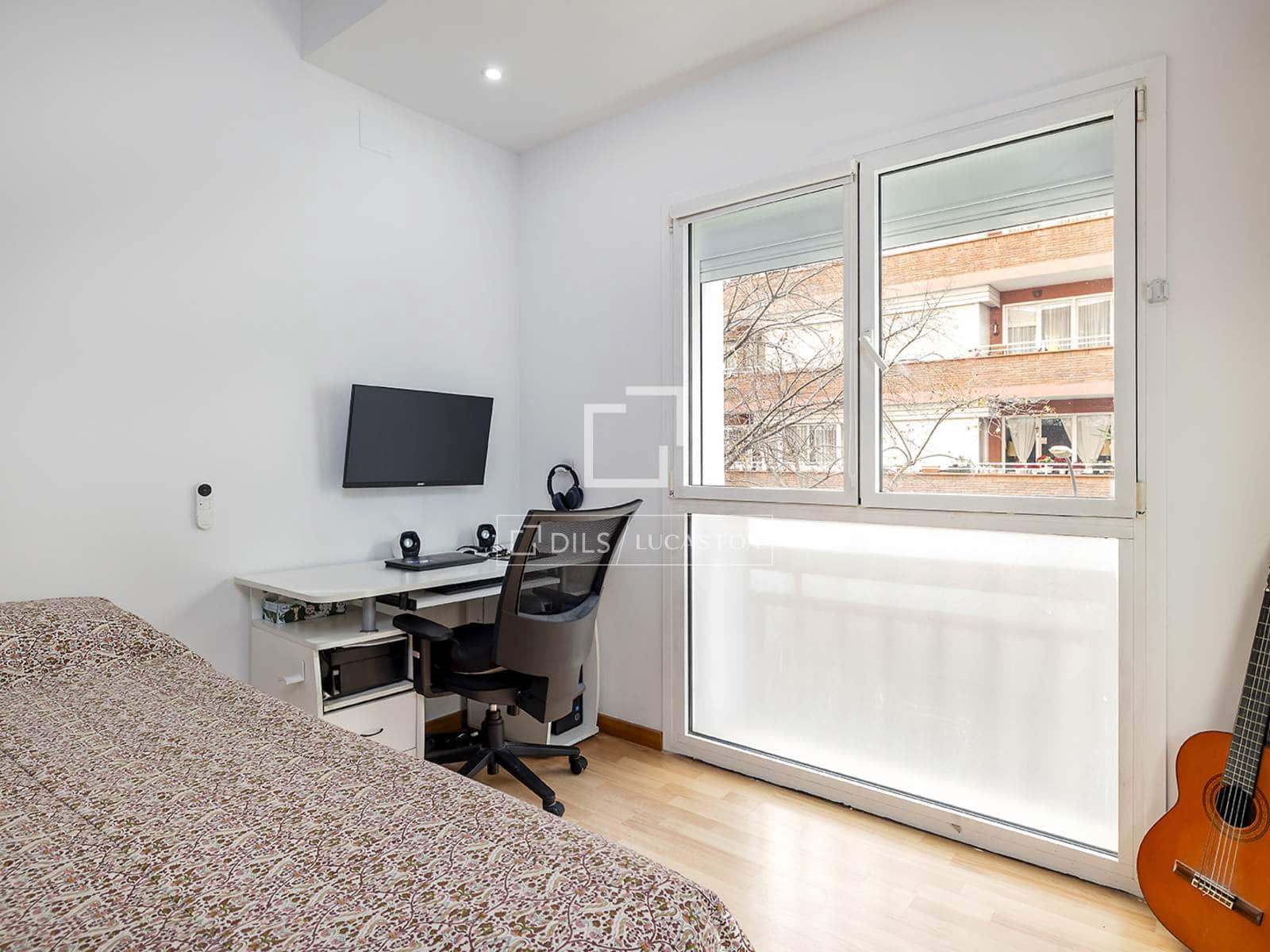 3 makuuhuone Huoneisto myytävänä paikassa Barcelona kaupunki mukana 
autotalli - 620 000 € (Ref: 9542472)