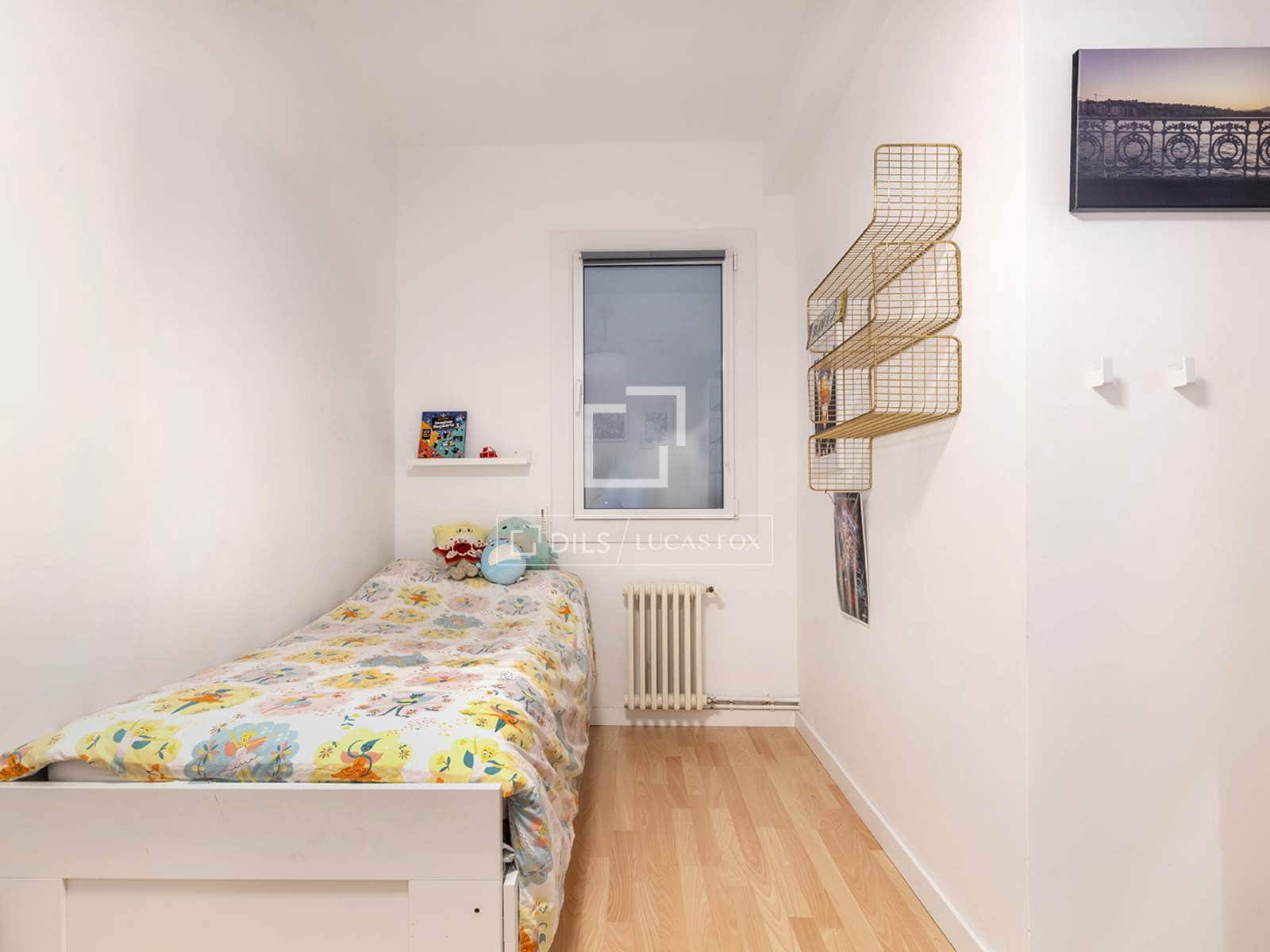 3 makuuhuone Huoneisto myytävänä paikassa Barcelona kaupunki mukana 
autotalli - 620 000 € (Ref: 9542472)