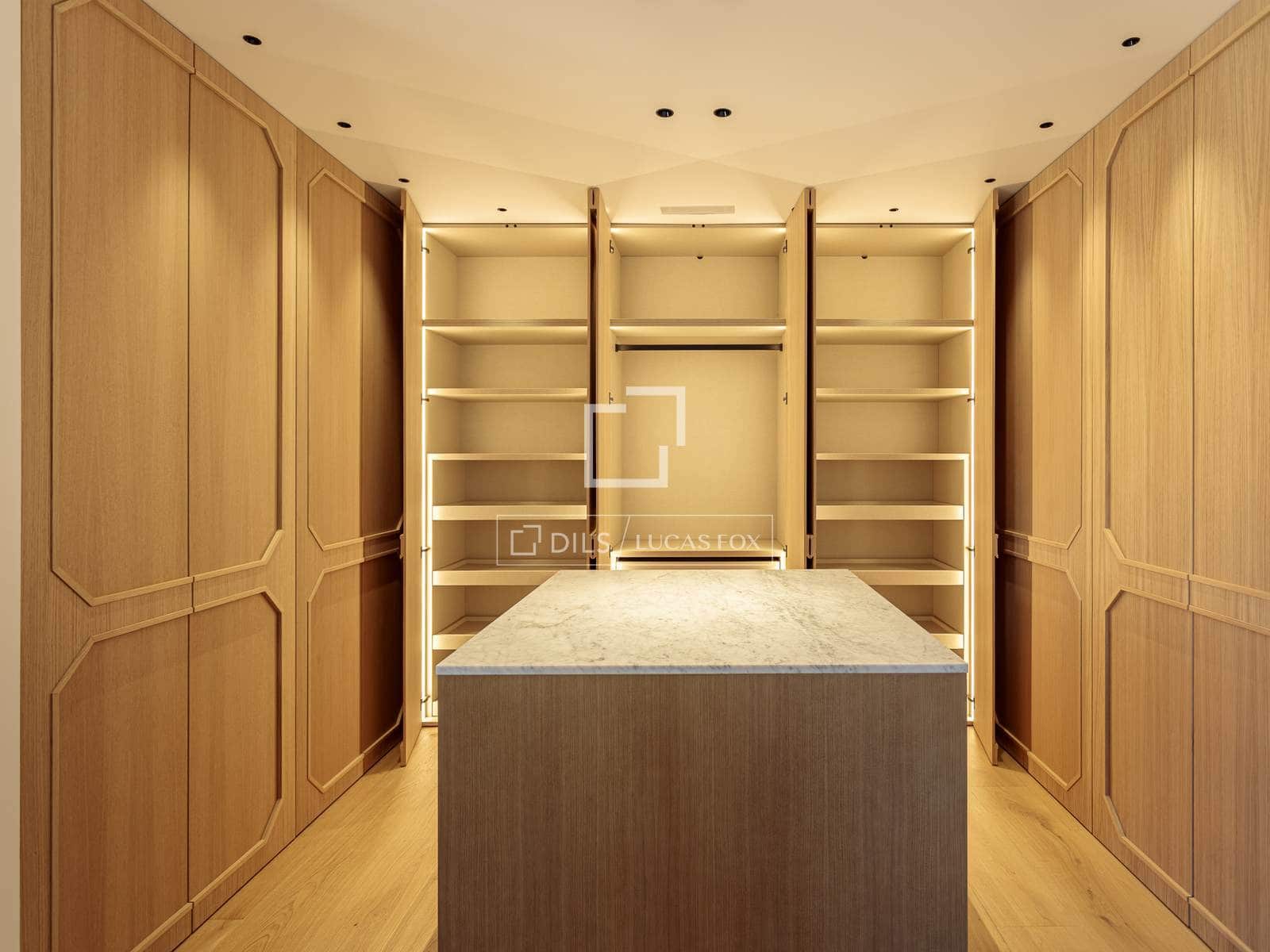 5 makuuhuone Huoneisto myytävänä paikassa Madrid kaupunki mukana 
autotalli - 4 990 000 € (Ref: 9542473)