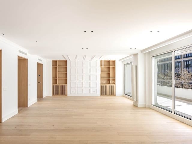 5 makuuhuone Huoneisto myytävänä paikassa Castellana, Madrid kaupunki mukana 
autotalli - 4 990 000 € (Ref: 9542473)