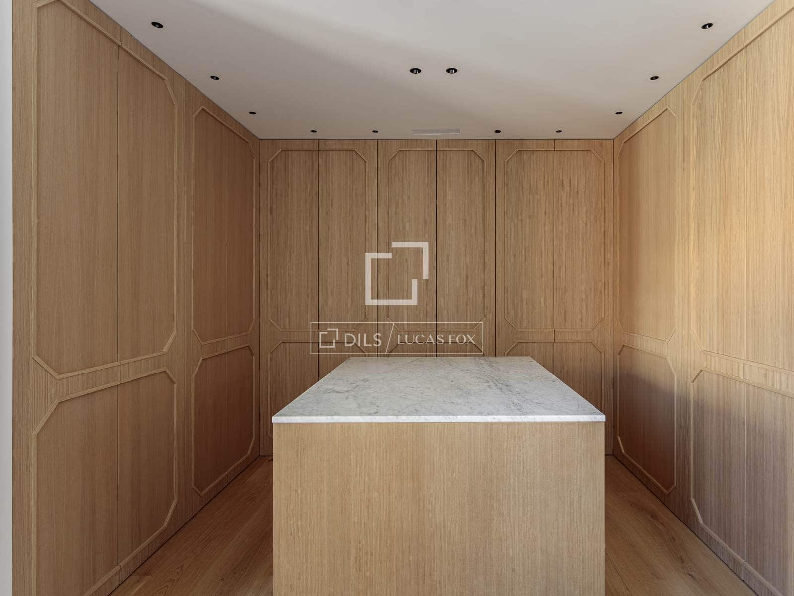 5 makuuhuone Huoneisto myytävänä paikassa Madrid kaupunki mukana 
autotalli - 4 990 000 € (Ref: 9542473)