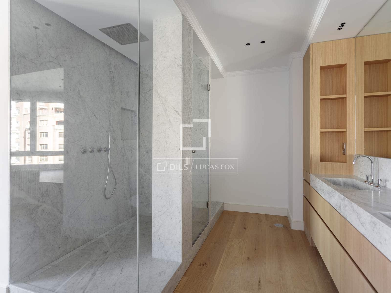 5 makuuhuone Huoneisto myytävänä paikassa Madrid kaupunki mukana 
autotalli - 4 990 000 € (Ref: 9542473)