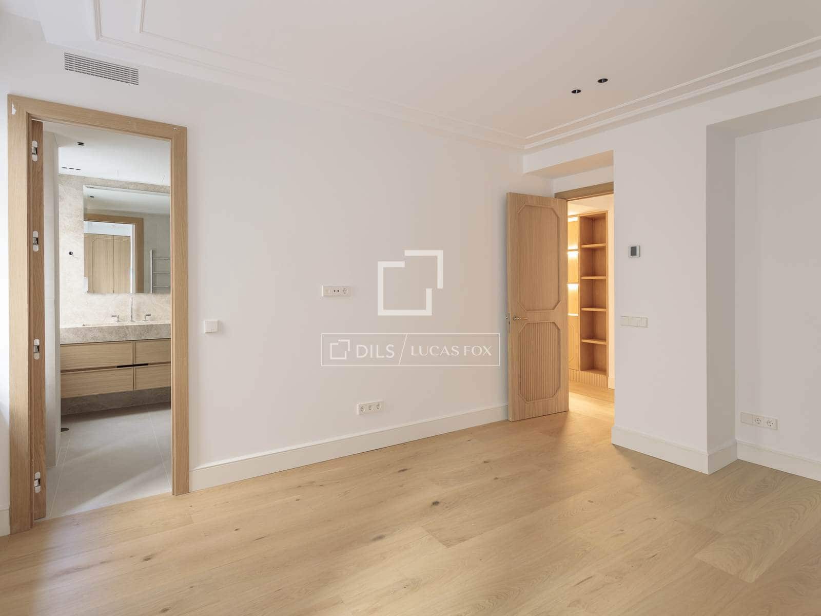 5 makuuhuone Huoneisto myytävänä paikassa Madrid kaupunki mukana 
autotalli - 4 990 000 € (Ref: 9542473)