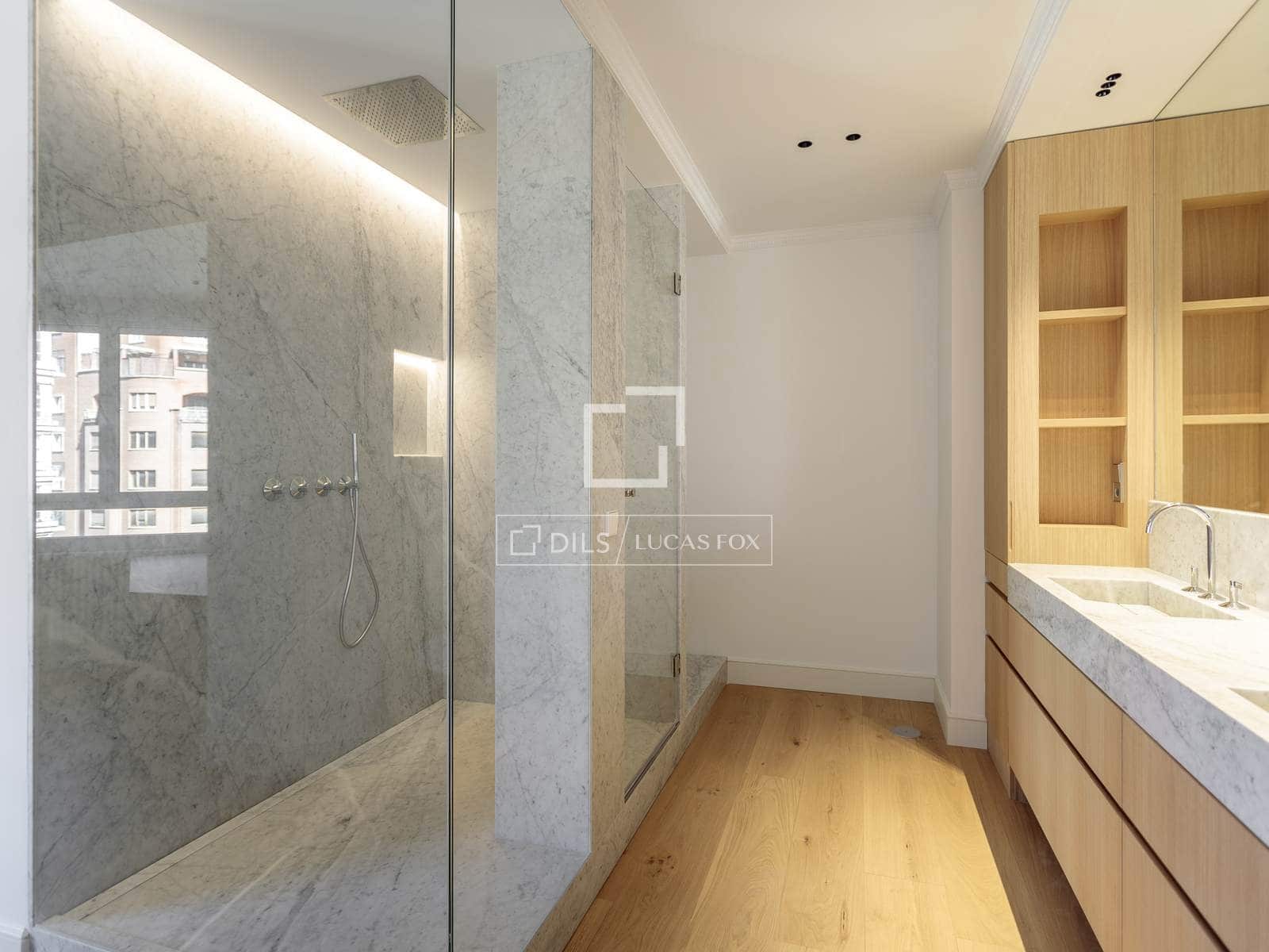 5 makuuhuone Huoneisto myytävänä paikassa Madrid kaupunki mukana 
autotalli - 4 990 000 € (Ref: 9542473)