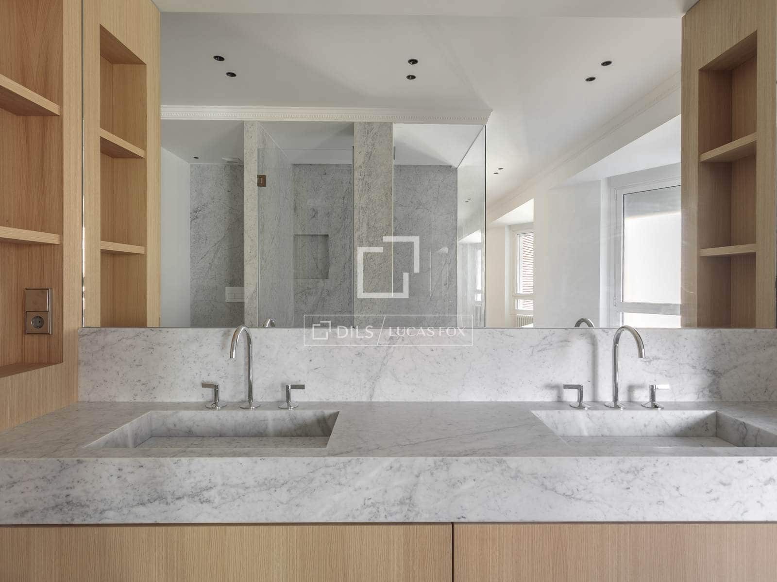 5 makuuhuone Huoneisto myytävänä paikassa Madrid kaupunki mukana 
autotalli - 4 990 000 € (Ref: 9542473)