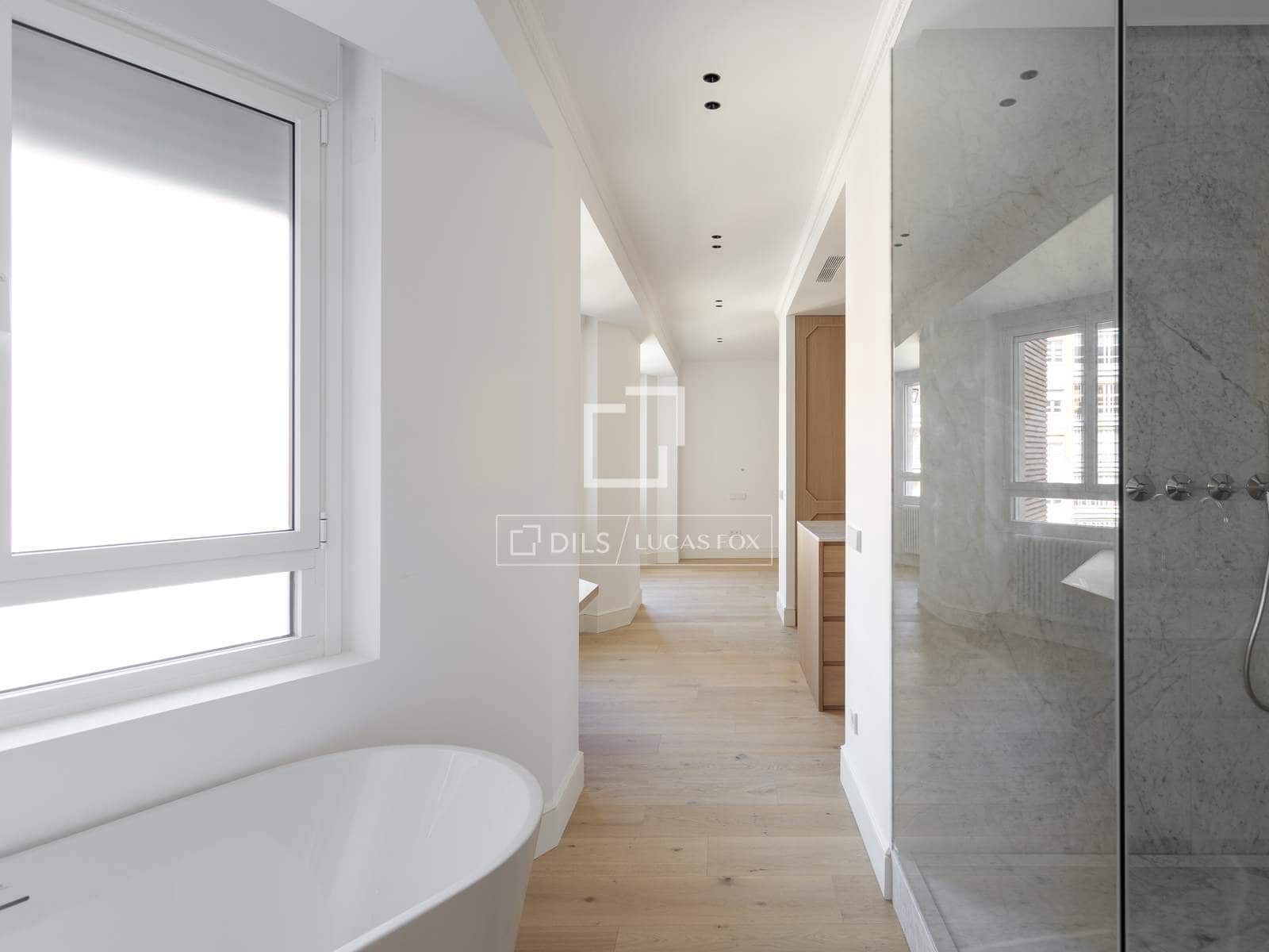 5 makuuhuone Huoneisto myytävänä paikassa Madrid kaupunki mukana 
autotalli - 4 990 000 € (Ref: 9542473)