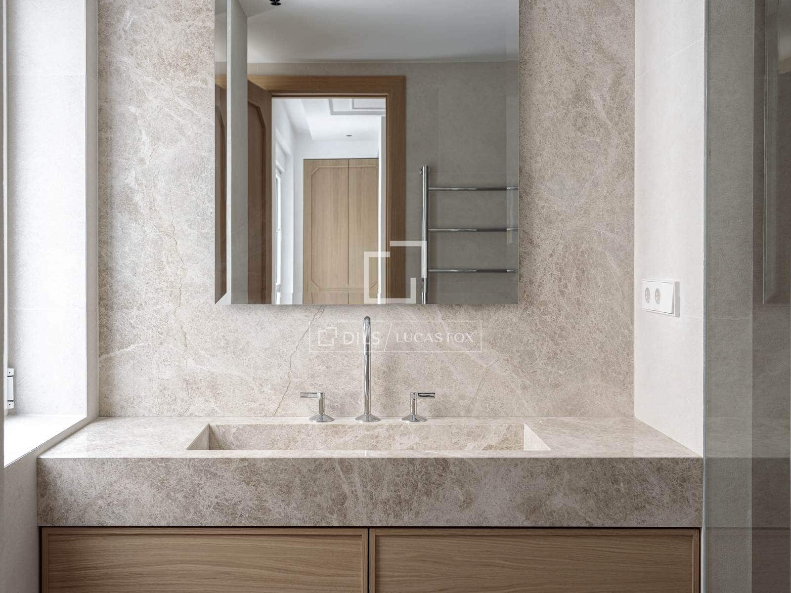 5 makuuhuone Huoneisto myytävänä paikassa Madrid kaupunki mukana 
autotalli - 4 990 000 € (Ref: 9542473)