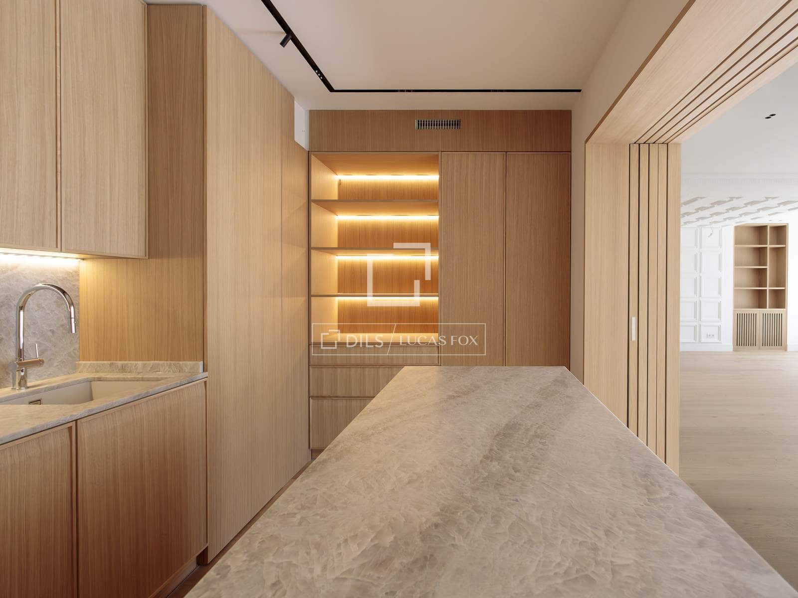 5 makuuhuone Huoneisto myytävänä paikassa Madrid kaupunki mukana 
autotalli - 4 990 000 € (Ref: 9542473)