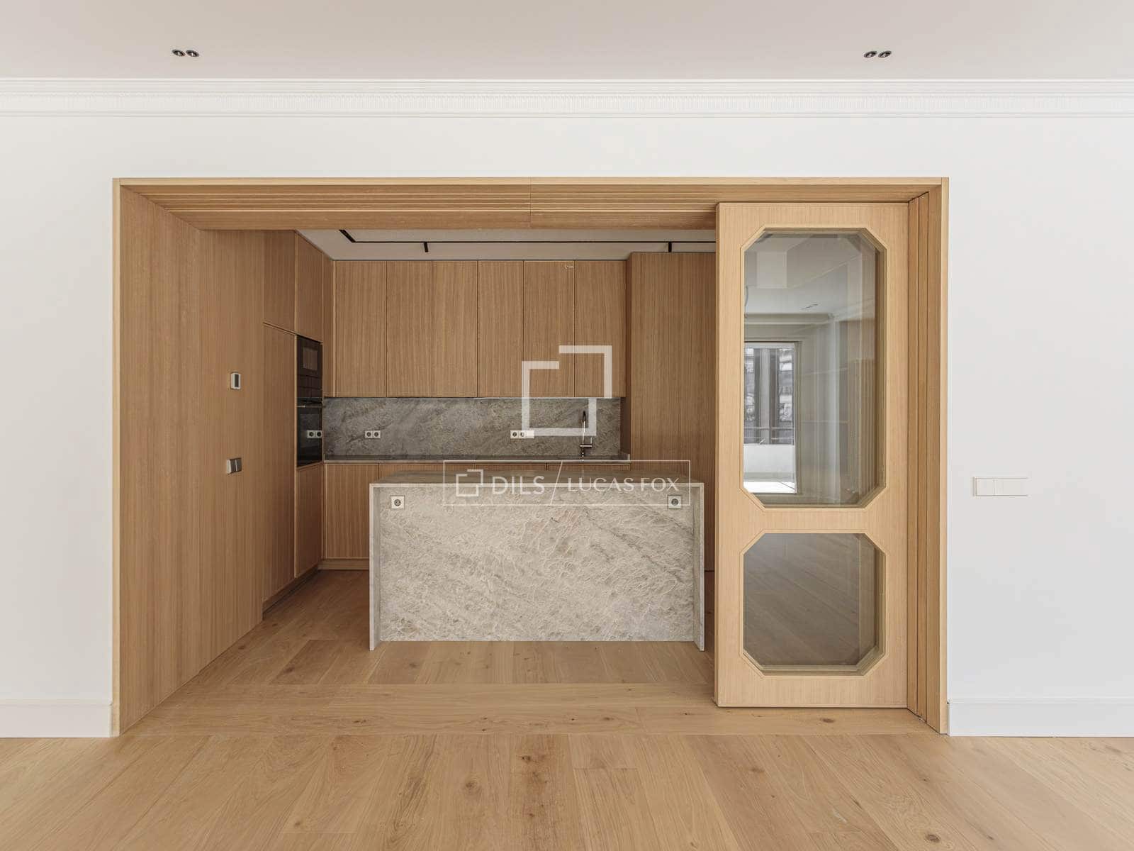 5 makuuhuone Huoneisto myytävänä paikassa Madrid kaupunki mukana 
autotalli - 4 990 000 € (Ref: 9542473)