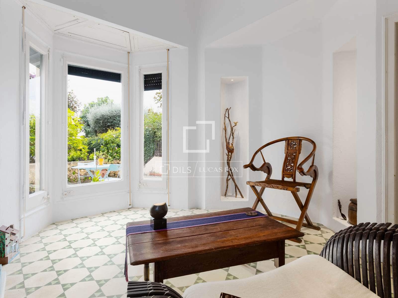 4 Zimmer Villa zu vermieten in Vilassar de Mar mit Garage - 3.500 € (Ref: 9542474)