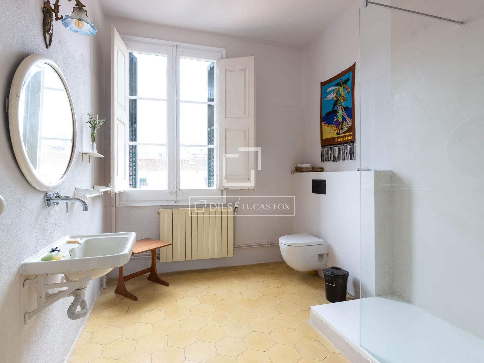 4 Zimmer Villa zu vermieten in Vilassar de Mar mit Garage - 3.500 € (Ref: 9542474)