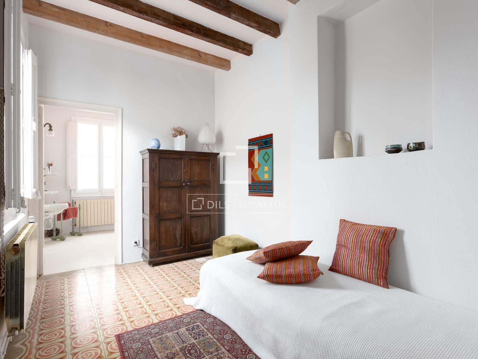 4 Zimmer Villa zu vermieten in Vilassar de Mar mit Garage - 3.500 € (Ref: 9542474)