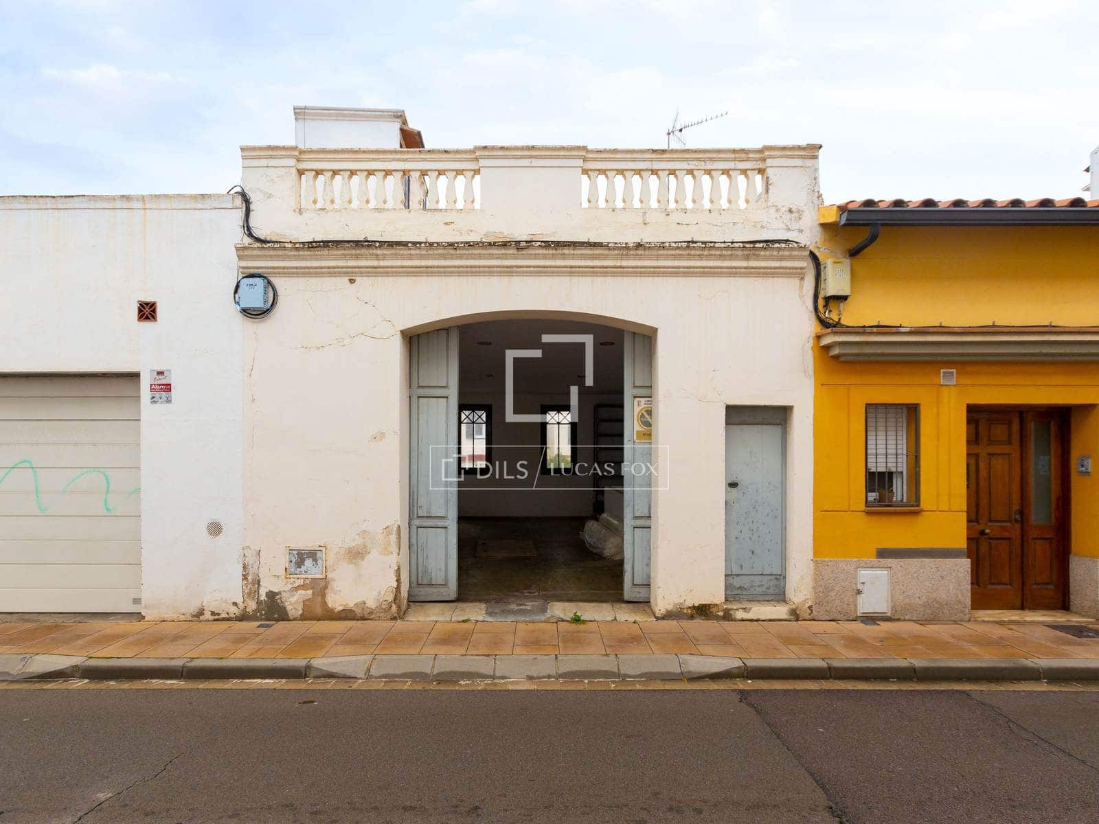 4 Zimmer Villa zu vermieten in Vilassar de Mar mit Garage - 3.500 € (Ref: 9542474)