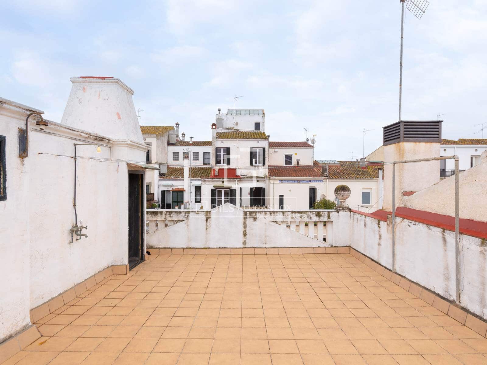 4 Zimmer Villa zu vermieten in Vilassar de Mar mit Garage - 3.500 € (Ref: 9542474)