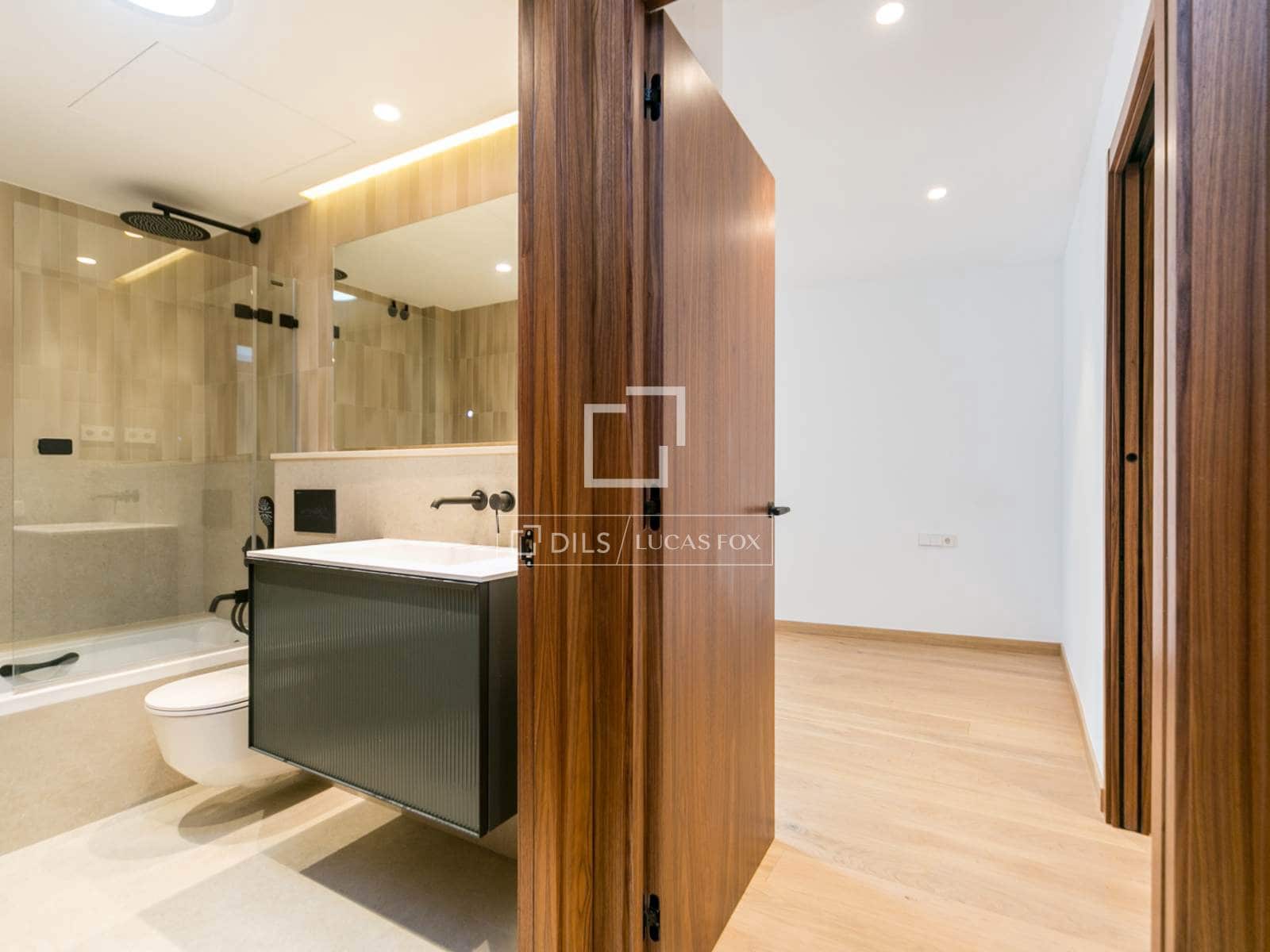 4 chambre Appartement à vendre à Sant Cugat del Valles avec garage - 1 880 000 € (Ref: 9542618)