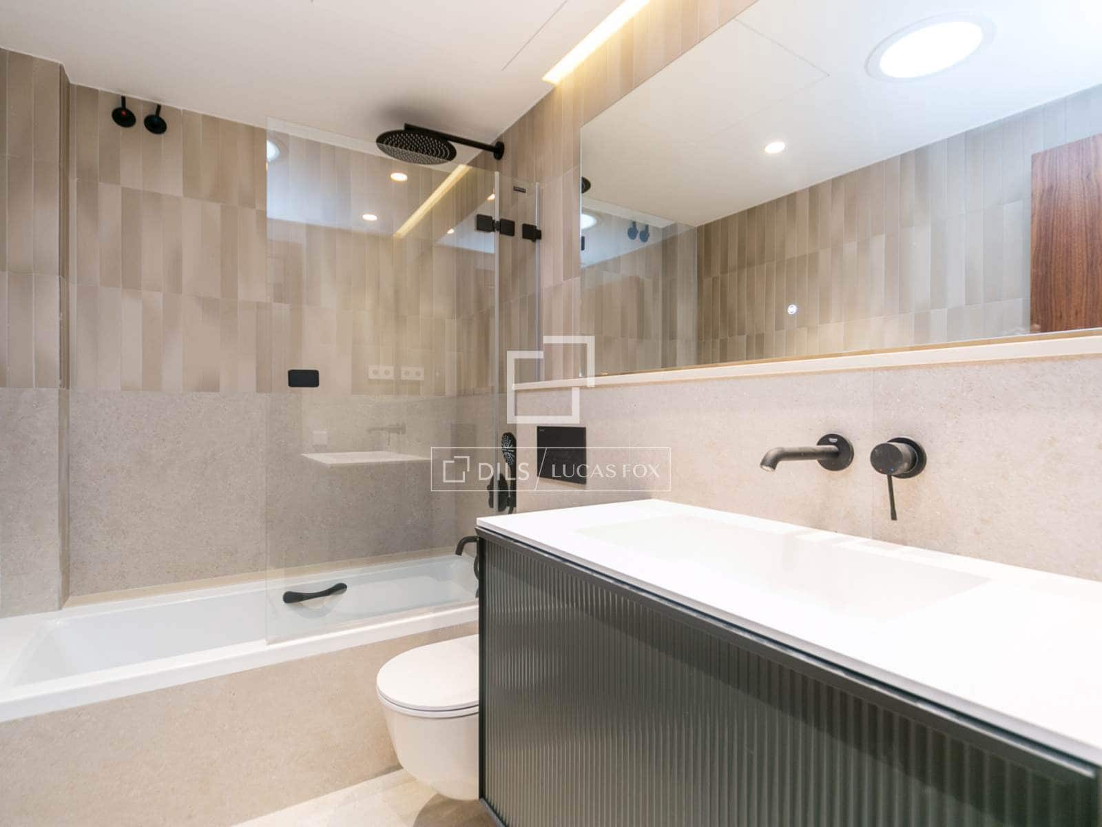 4 chambre Appartement à vendre à Sant Cugat del Valles avec garage - 1 880 000 € (Ref: 9542618)