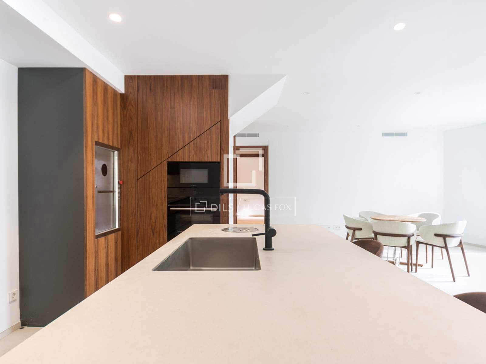 4 chambre Appartement à vendre à Sant Cugat del Valles avec garage - 1 880 000 € (Ref: 9542618)