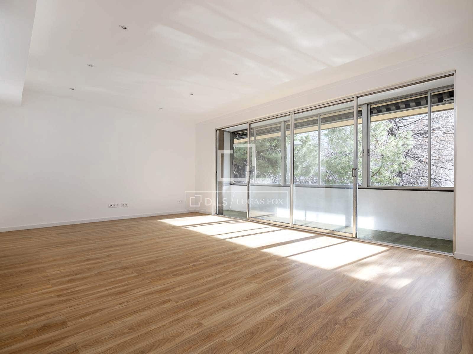 4 bedroom Apartment for rent in Barcelona city with garage - € 4,500 (Ref: 9543975)