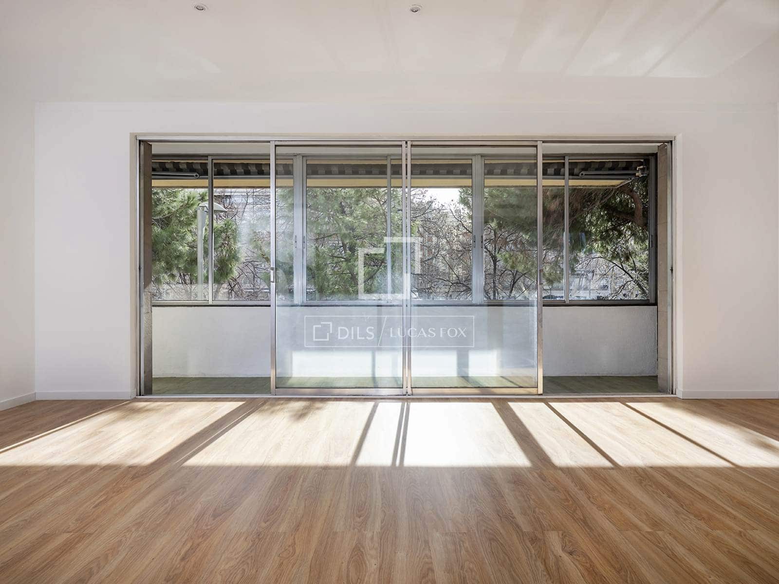 4 bedroom Apartment for rent in Barcelona city with garage - € 4,500 (Ref: 9543975)