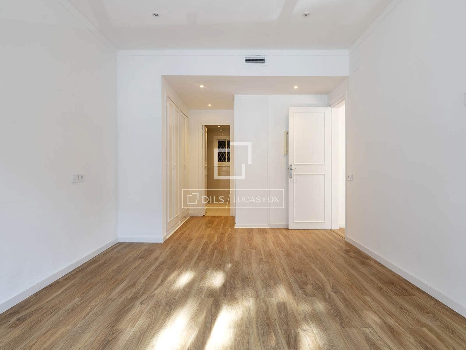 4 bedroom Apartment for rent in Barcelona city with garage - € 4,500 (Ref: 9543975)