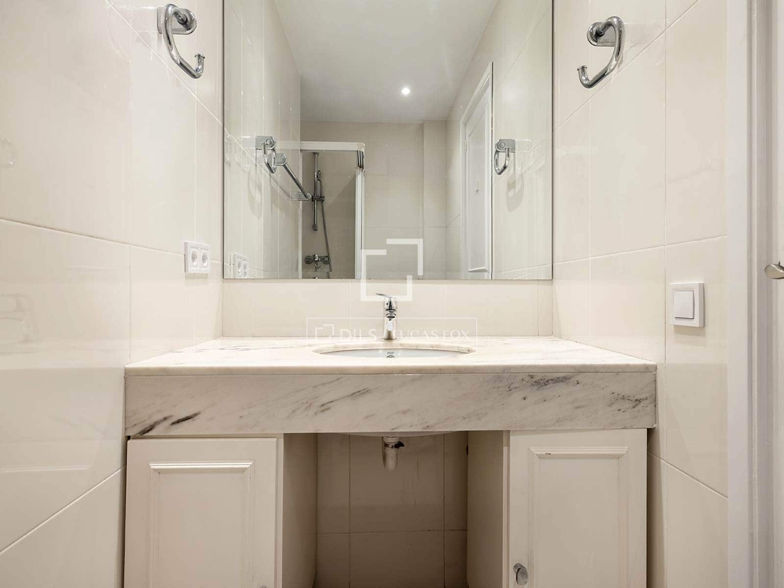 4 bedroom Apartment for rent in Barcelona city with garage - € 4,500 (Ref: 9543975)