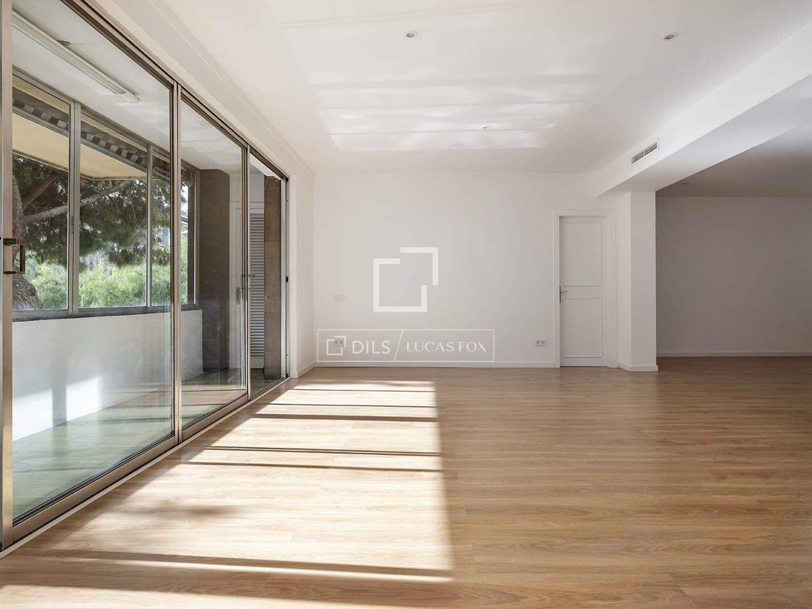 4 bedroom Apartment for rent in Barcelona city with garage - € 4,500 (Ref: 9543975)