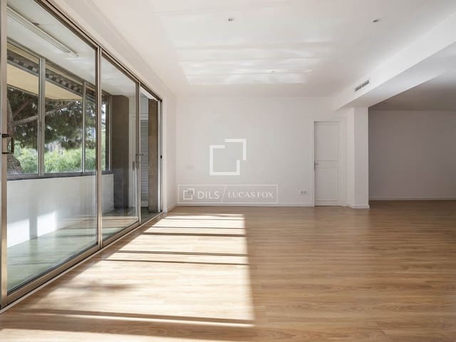 4 bedroom Apartment for rent in Barcelona city with garage - € 4,500 (Ref: 9543975)