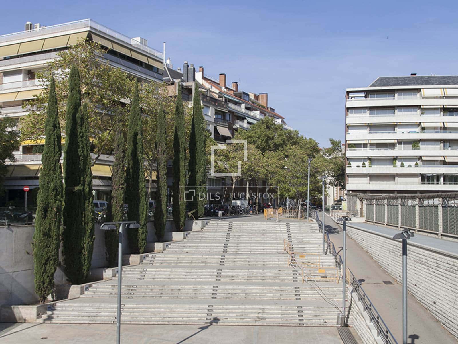 4 bedroom Apartment for rent in Barcelona city with garage - € 4,200 (Ref: 9543975)