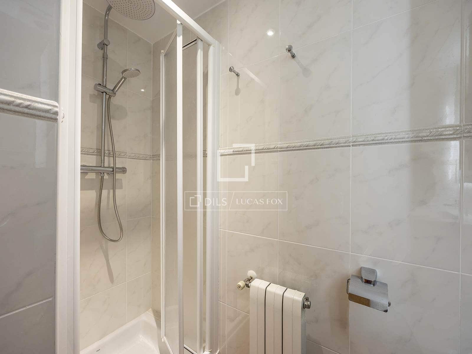 5 bedroom Villa for rent in Betera with pool garage - € 2,800 (Ref: 9543976)