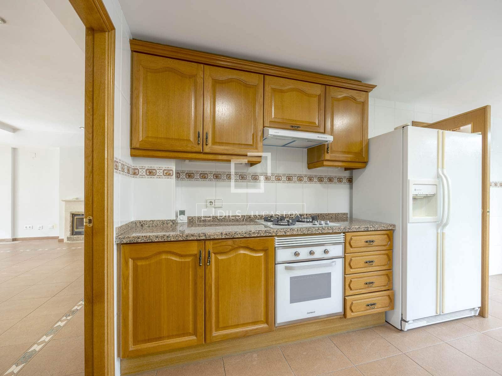 5 bedroom Villa for rent in Betera with pool garage - € 2,800 (Ref: 9543976)