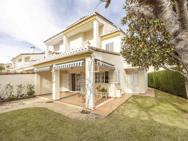 5 bedroom Villa for rent in Bétera with pool garage - € 2,800 (Ref: 9543976)