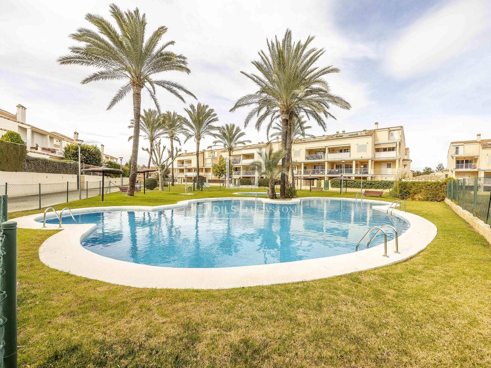 5 bedroom Villa for rent in Betera with pool garage - € 2,800 (Ref: 9543976)