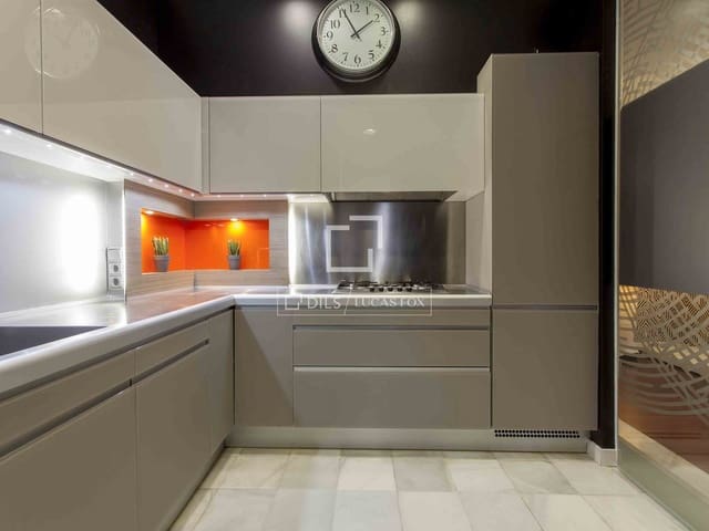 4 soveværelse Lejlighed til salg i Valencia by - € 1.480.000 (Ref: 9543977)