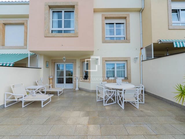 5 bedroom Villa for sale in Vigo with pool garage - € 675,000 (Ref: 9546943)