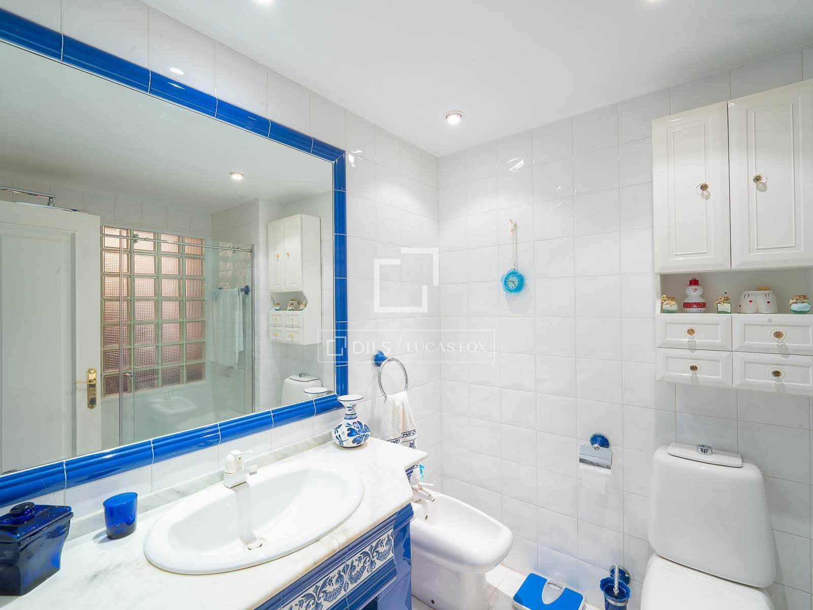 5 bedroom Villa for sale in Vigo with pool garage - € 675,000 (Ref: 9546943)