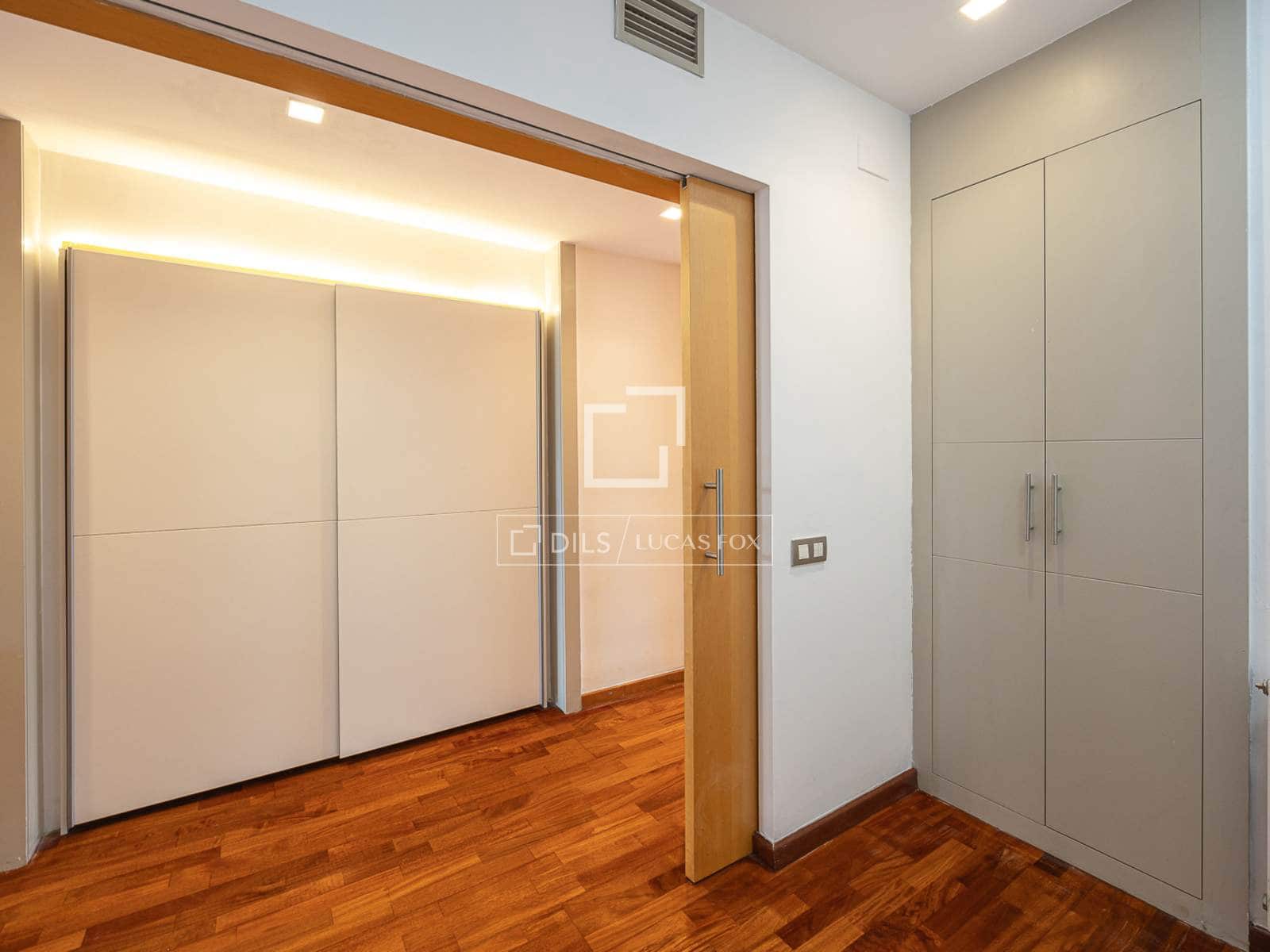 2 sypialnia Apartament na sprzedaż w Miasto Barcelona - 840 000 € (Ref: 9547230)