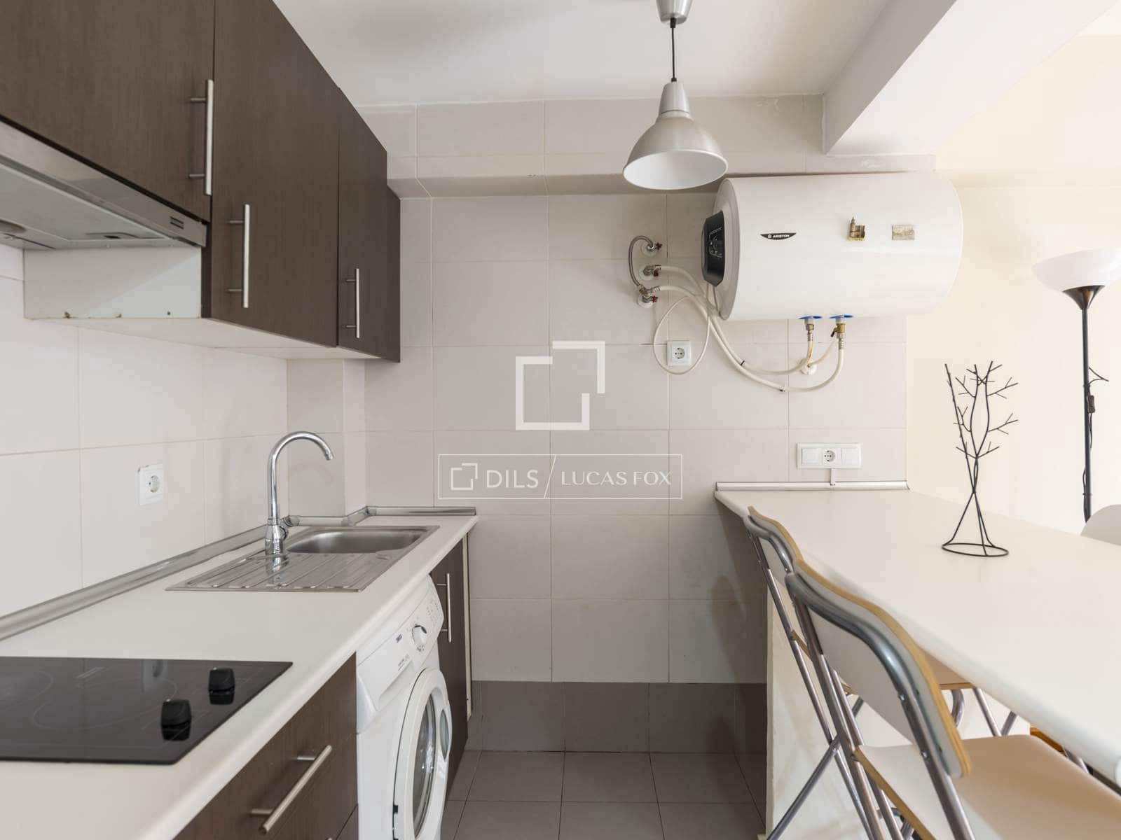 1 slaapkamer Appartement te huur in Madrid stad met garage - € 1.400 (Ref: 9547231)
