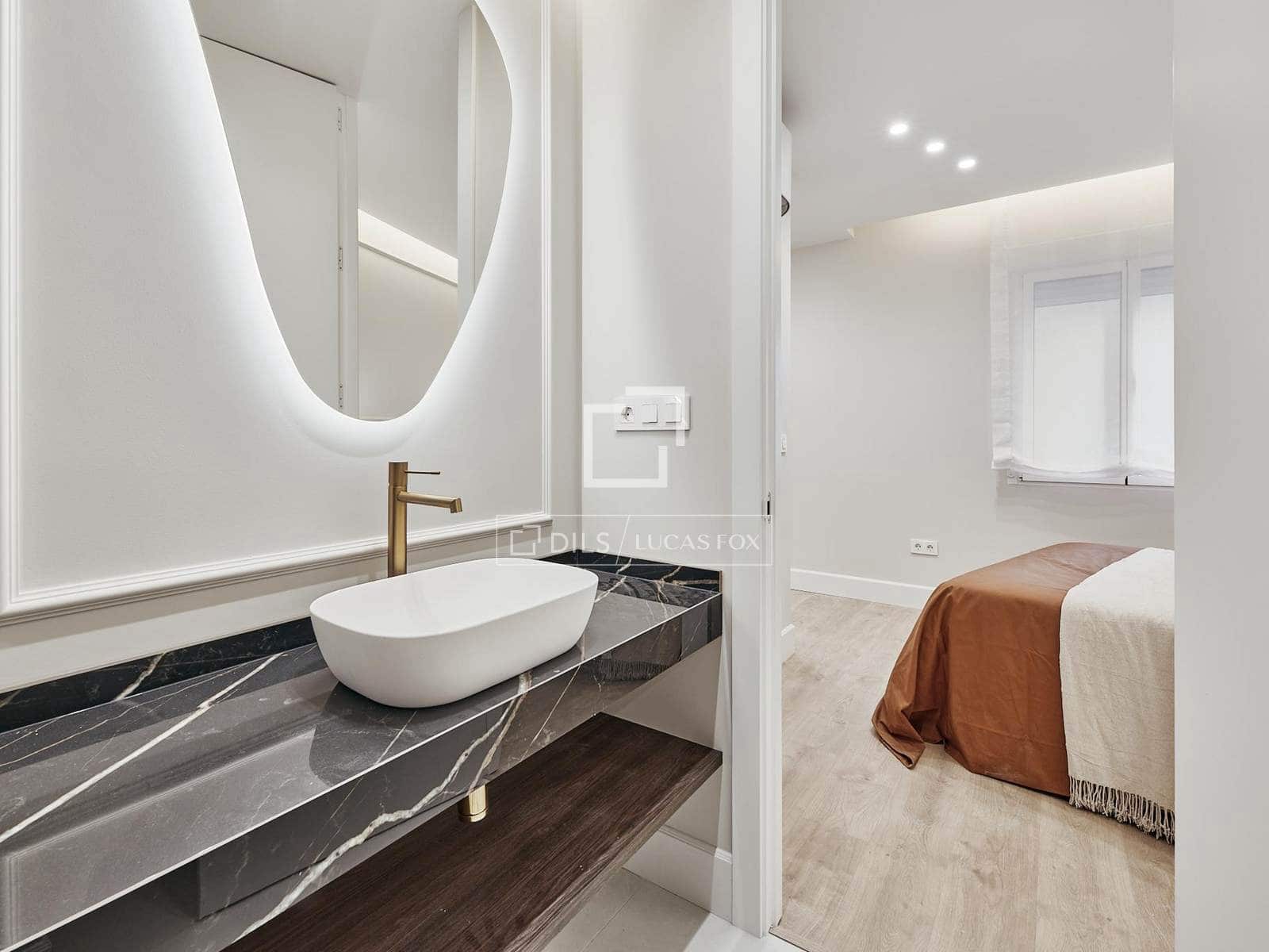 3 makuuhuone Huoneisto myytävänä paikassa Madrid kaupunki - 1 729 000 € (Ref: 9547232)