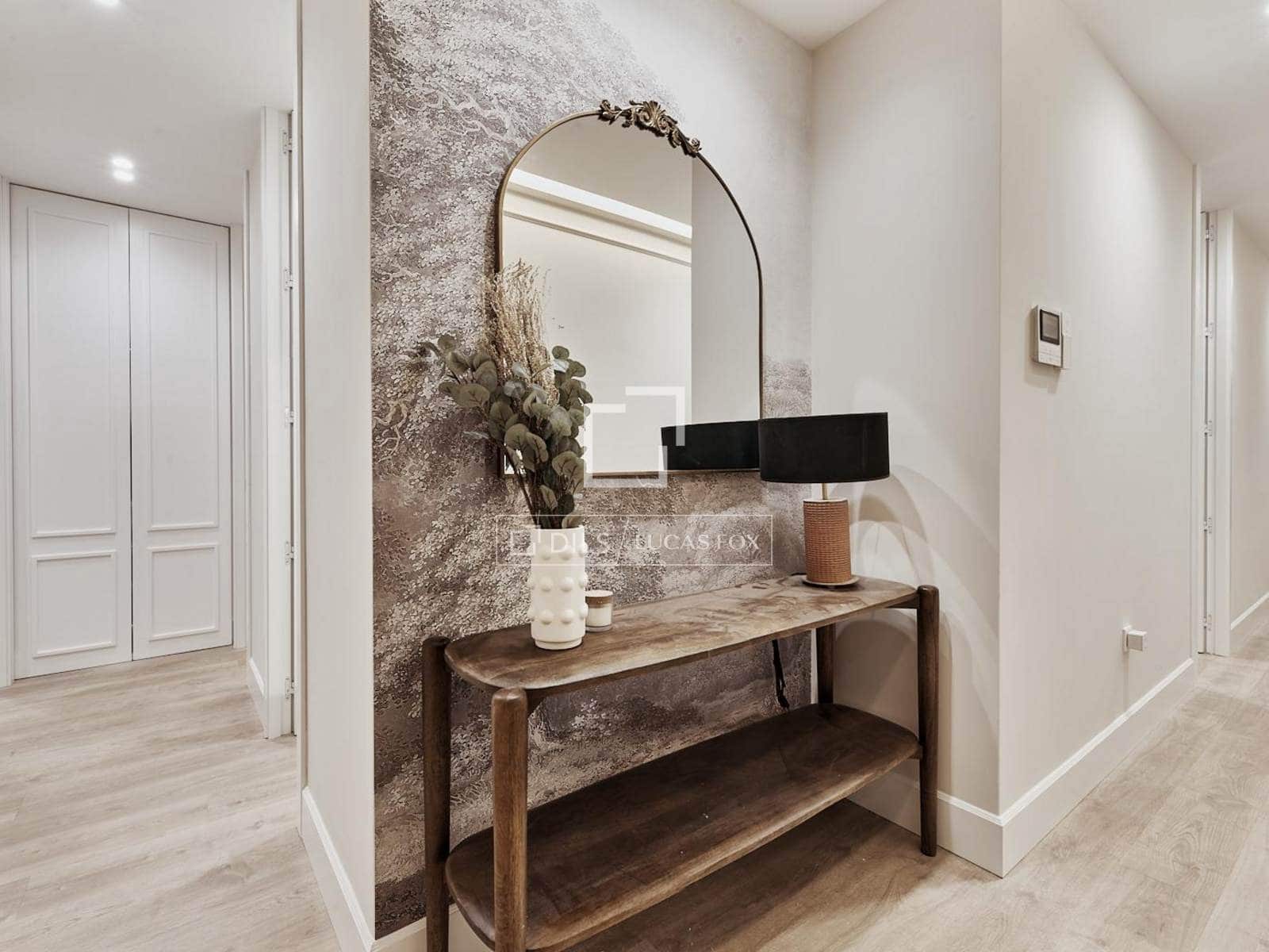 3 makuuhuone Huoneisto myytävänä paikassa Madrid kaupunki - 1 729 000 € (Ref: 9547232)