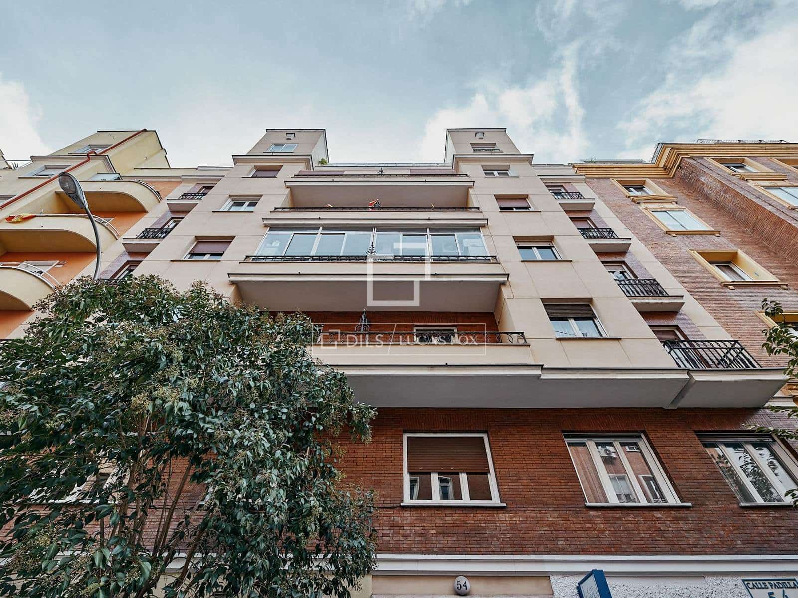 3 makuuhuone Huoneisto myytävänä paikassa Madrid kaupunki - 1 729 000 € (Ref: 9547232)