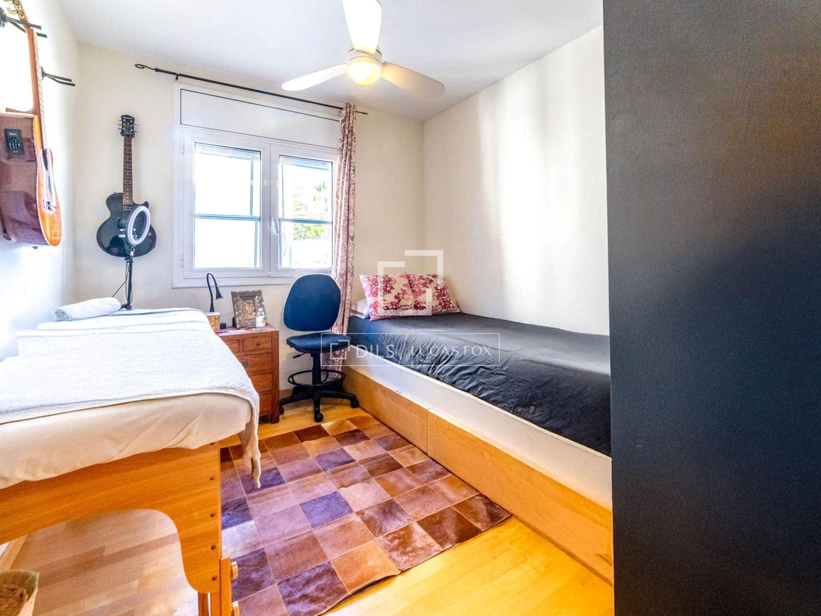 4 Zimmer Villa zu verkaufen in Sant Pere de Ribes mit Pool Garage - 750.000 € (Ref: 9547234)