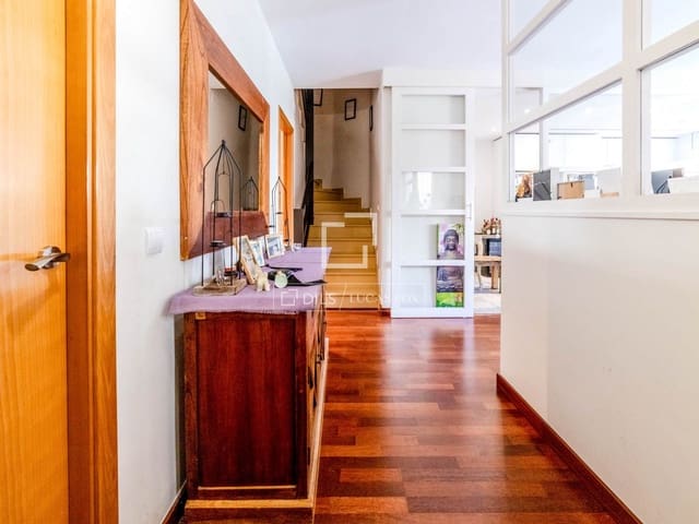 4 Zimmer Villa zu verkaufen in Sant Pere de Ribes mit Pool Garage - 750.000 € (Ref: 9547234)