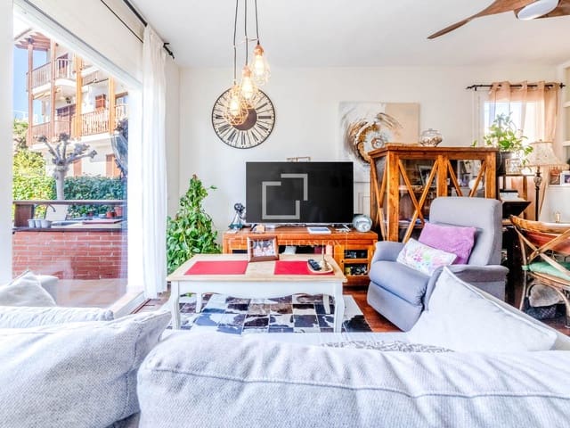 4 Zimmer Villa zu verkaufen in Sant Pere de Ribes mit Pool Garage - 750.000 € (Ref: 9547234)