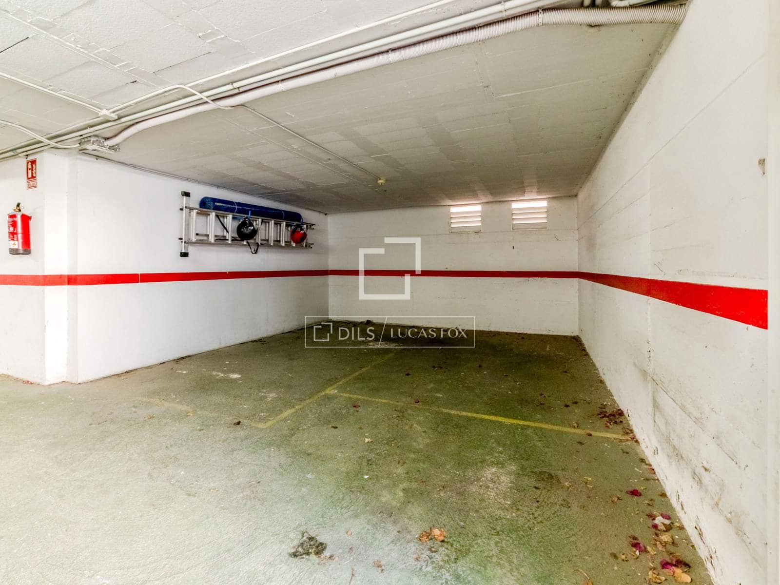 4 Zimmer Villa zu verkaufen in Sant Pere de Ribes mit Pool Garage - 750.000 € (Ref: 9547234)