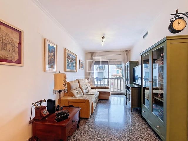 3 slaapkamer Appartement te koop in Vilanova i la Geltrú - € 315.000 (Ref: 9547235)