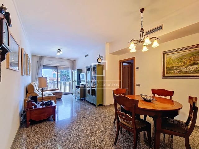3 slaapkamer Appartement te koop in Vilanova i la Geltrú - € 315.000 (Ref: 9547235)