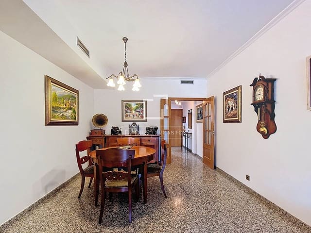 3 slaapkamer Appartement te koop in Vilanova i la Geltrú - € 315.000 (Ref: 9547235)